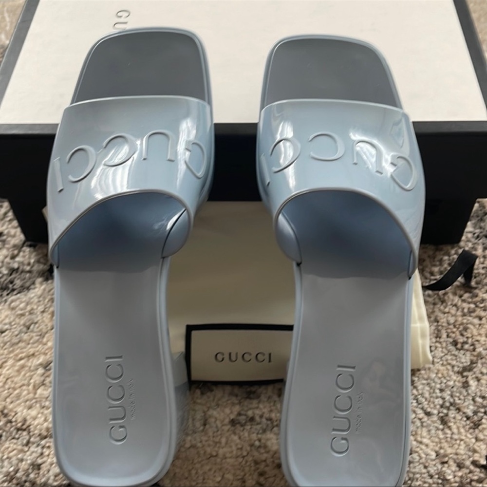 Gucci plastic sandal